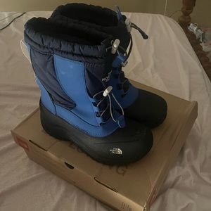 boys north face snow boots